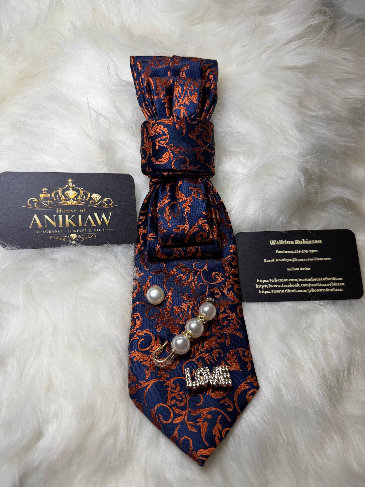 Hand Crafted Necklace Tie