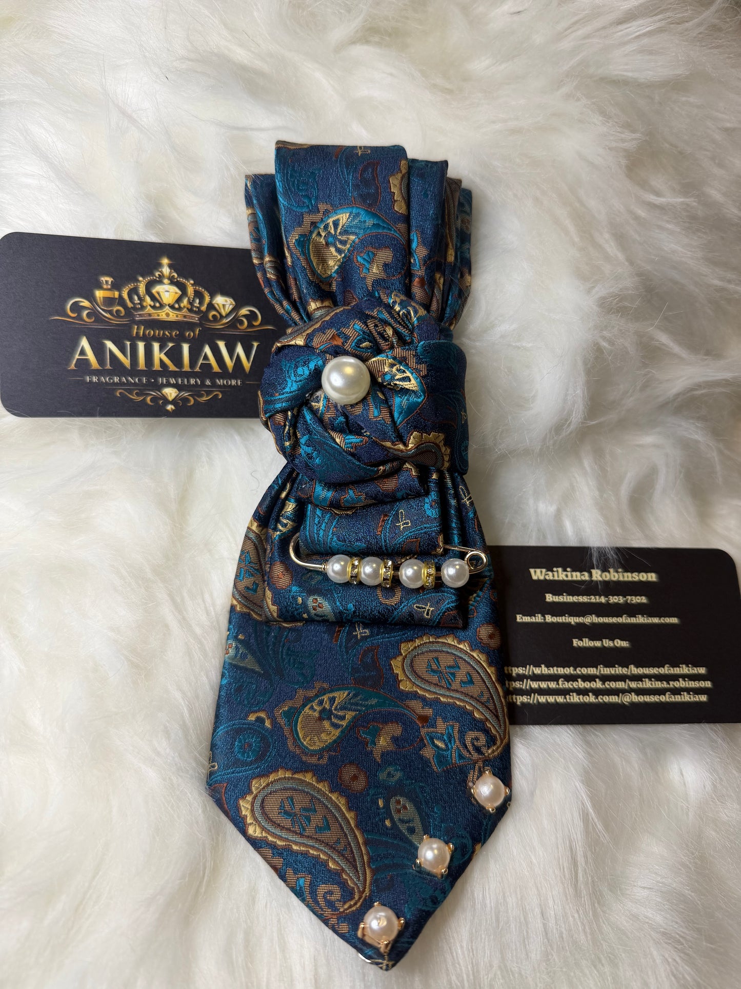 Hand Crafted Necklace Tie